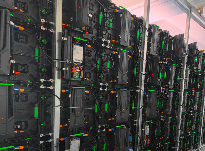 P3.91 Alquiler de pantallas de pantalla LED al aire libre Precio de las paredes de vídeo LED para escenarios de conciertos Alquiler de pantallas de LED 19