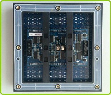 Pantalla de visualización de letrero publicitario LED móvil digital para exteriores P6 con función SDK para minoristas y agencias OEM 1